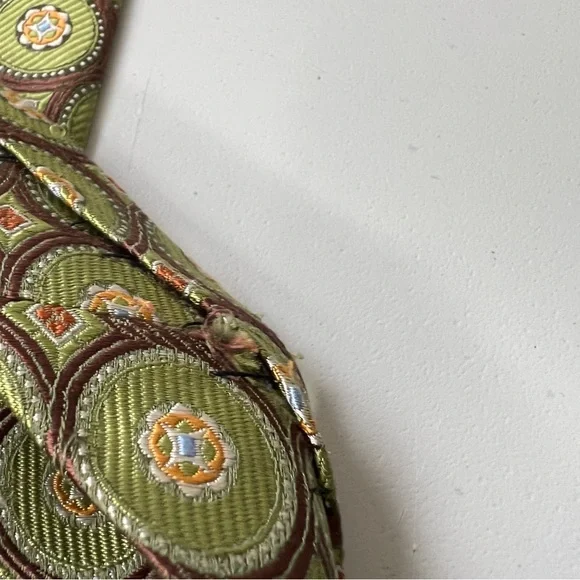 Peter Millar 100% Silk Hand Folded Green Brown Circle Geometric Print Mens Tie - Picture 7 of 11